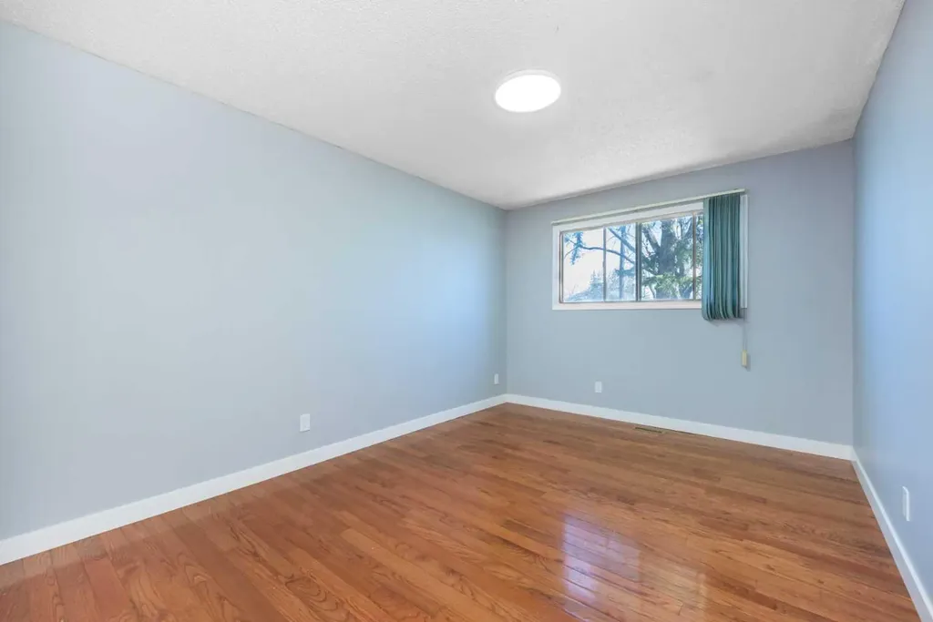 5071 Whitestone Way NE Calgary AB T1Y 1T2