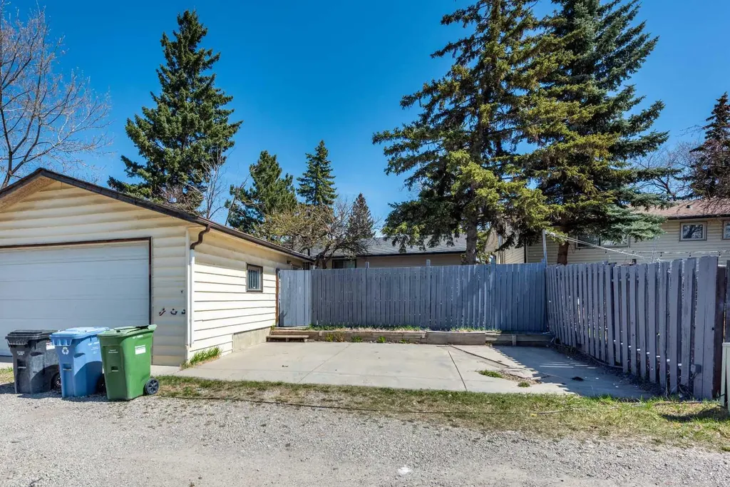 5071 Whitestone Way NE Calgary AB T1Y 1T2