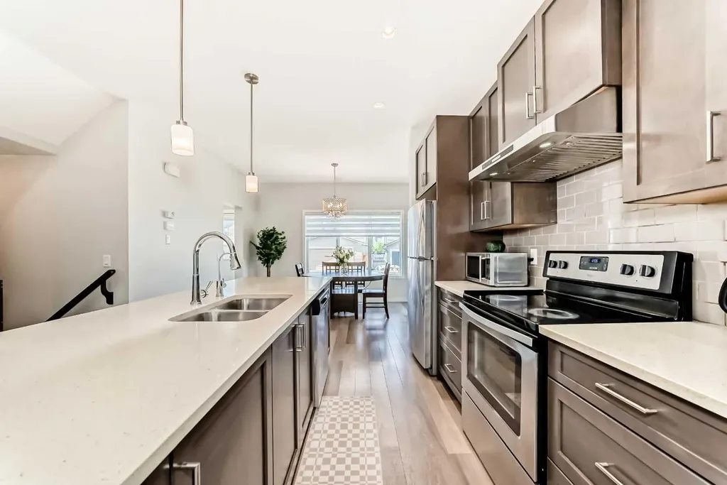 151 Copperpond Rise SE Calgary AB T2Z 1J7