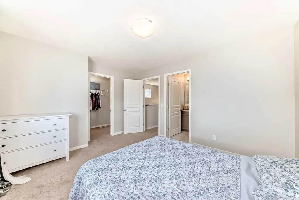 151 Copperpond Rise SE Calgary AB T2Z 1J7