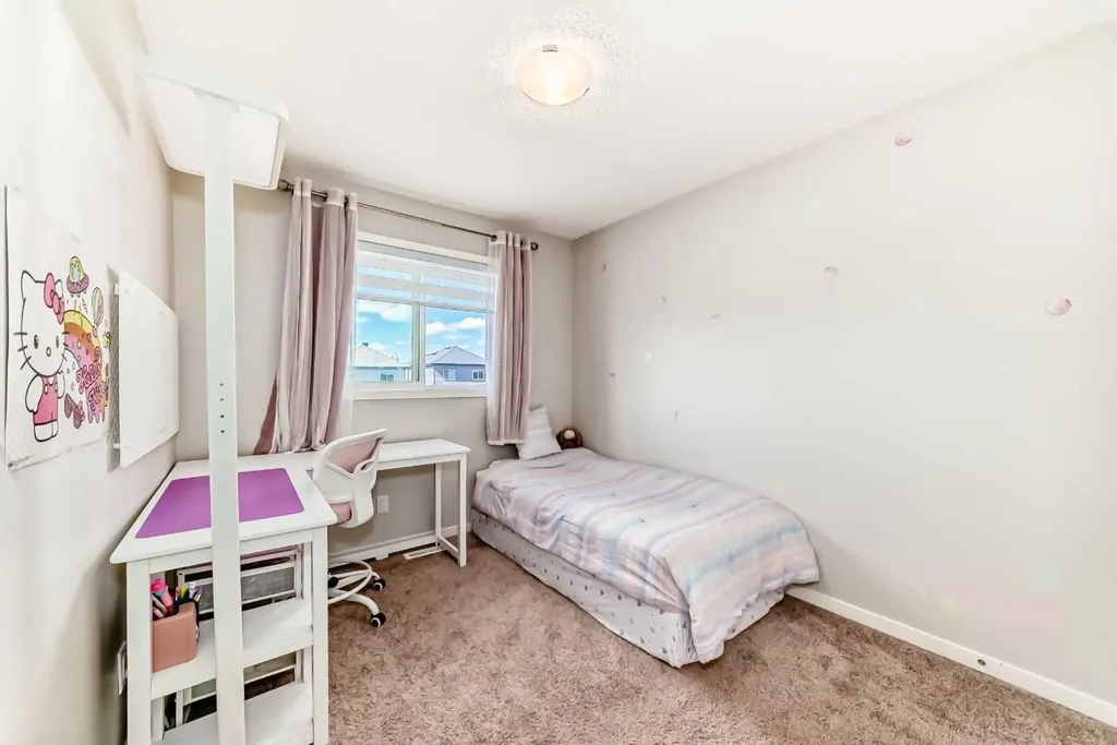 151 Copperpond Rise SE Calgary AB T2Z 1J7