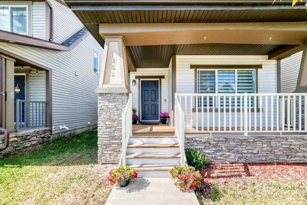 151 Copperpond Rise SE Calgary AB T2Z 1J7