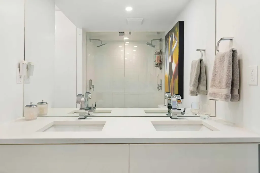 225 25 Avenue SW Calgary AB T2S 2V2