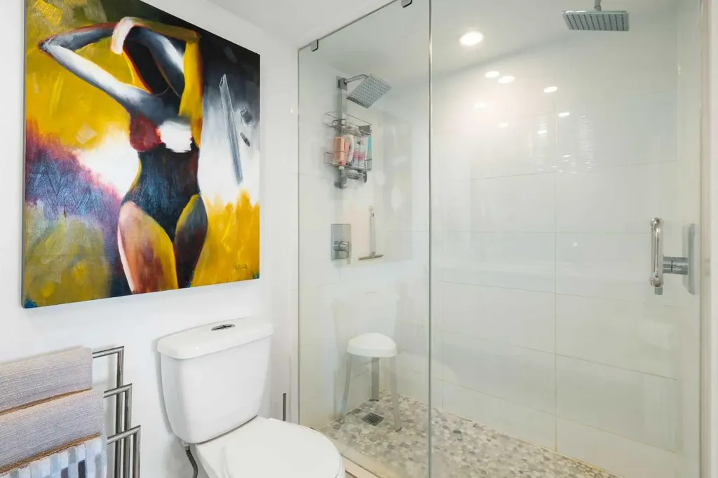 225 25 Avenue SW Calgary AB T2S 2V2