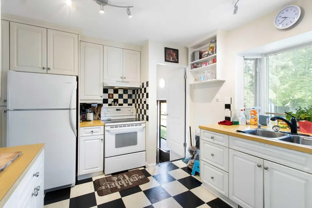 1140 105 Avenue SW Calgary AB T2W 0B1