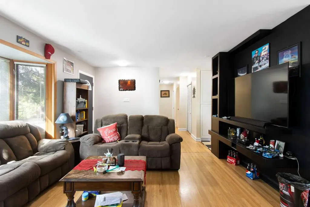 1140 105 Avenue SW Calgary AB T2W 0B1