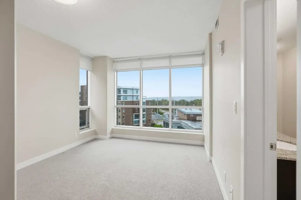 16 Varsity Estates Circle NW Calgary AB T3A 2C5