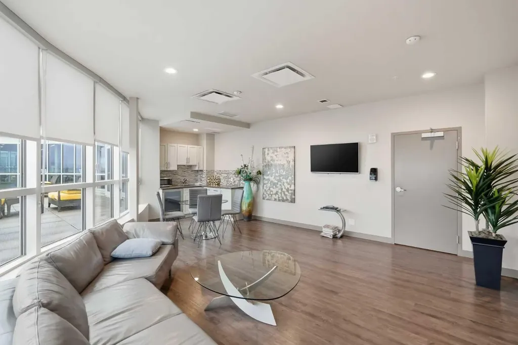 16 Varsity Estates Circle NW Calgary AB T3A 2C5