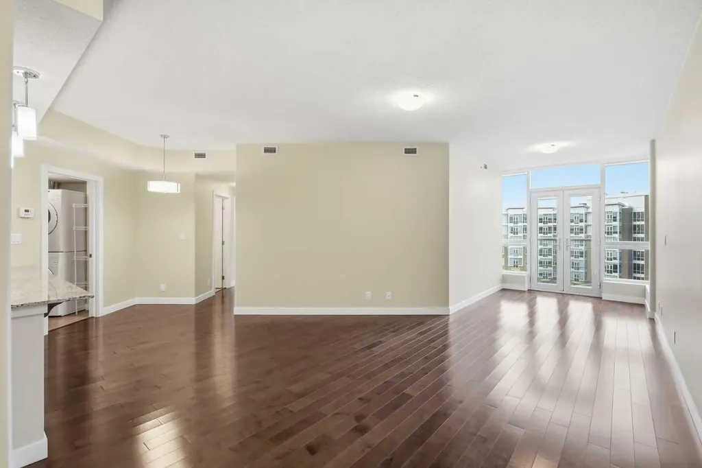 16 Varsity Estates Circle NW Calgary AB T3A 2C5