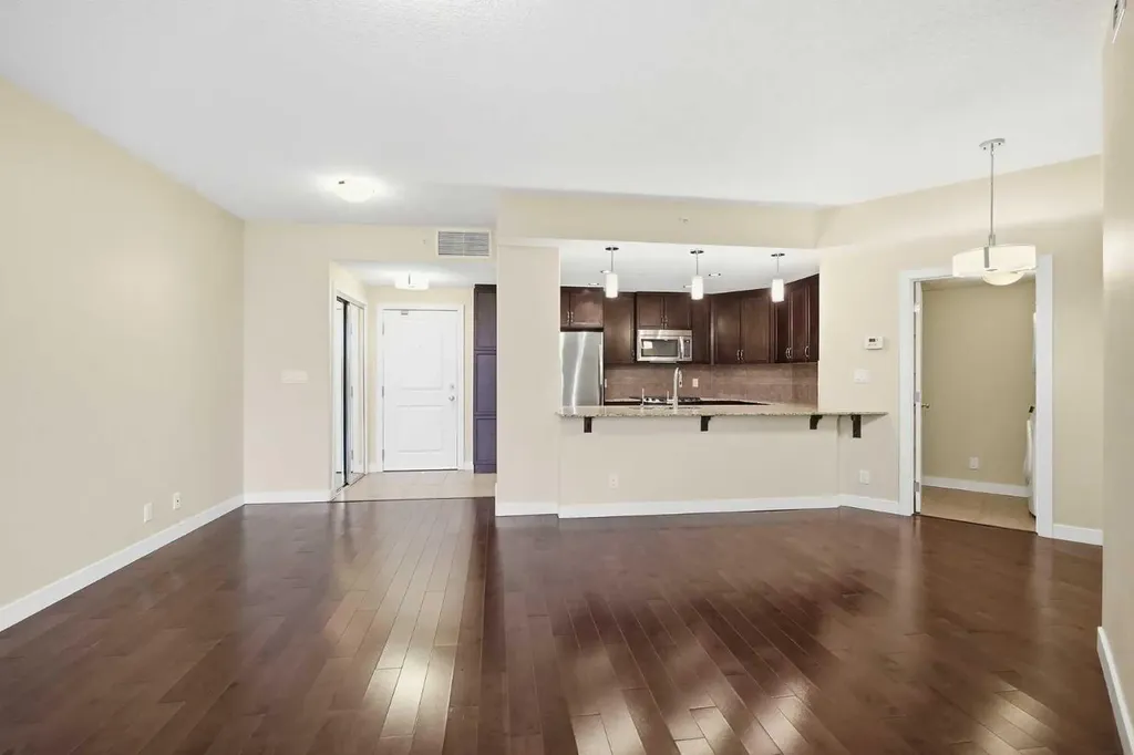 16 Varsity Estates Circle NW Calgary AB T3A 2C5