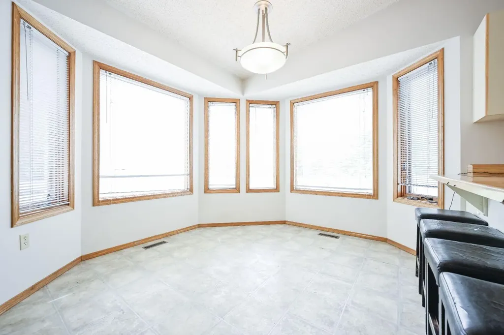 6317 Poplar Drive Grande Prairie AB T8W2G4