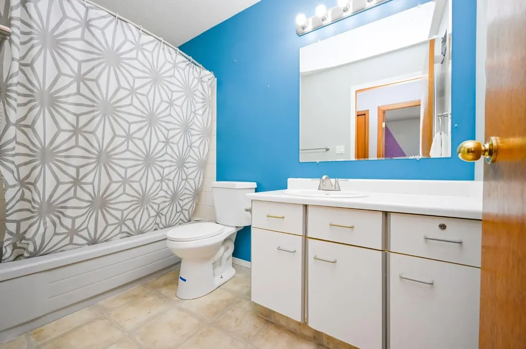 6317 Poplar Drive Grande Prairie AB T8W2G4