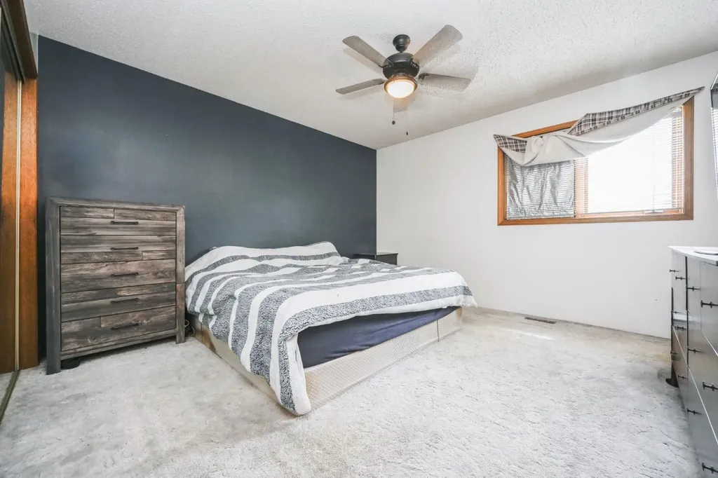 6317 Poplar Drive Grande Prairie AB T8W2G4