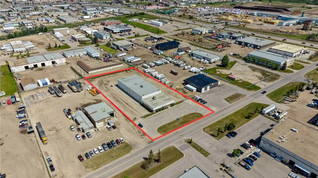10946 89 Avenue Grande Prairie AB T8V 4W4
