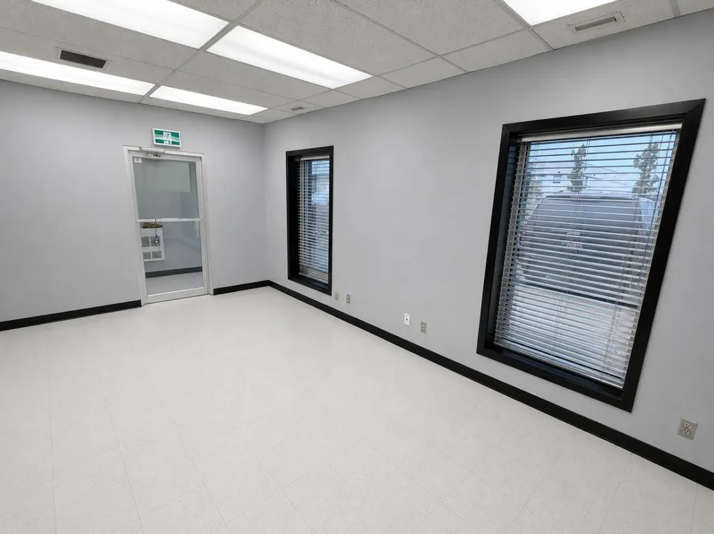 10946 89 Avenue Grande Prairie AB T8V 4W4