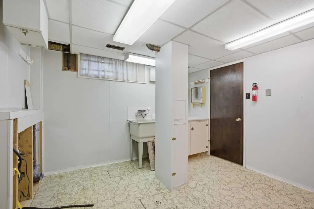 3227 Boulton Road NW Calgary AB T2L 1M2