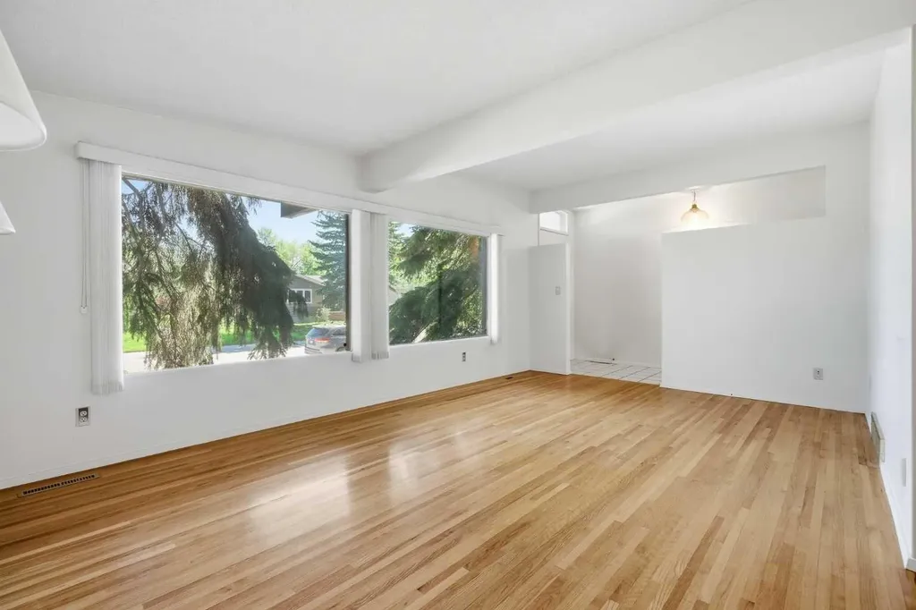 3227 Boulton Road NW Calgary AB T2L 1M2