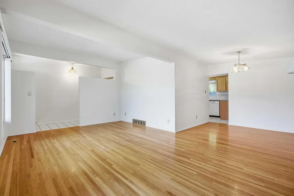 3227 Boulton Road NW Calgary AB T2L 1M2