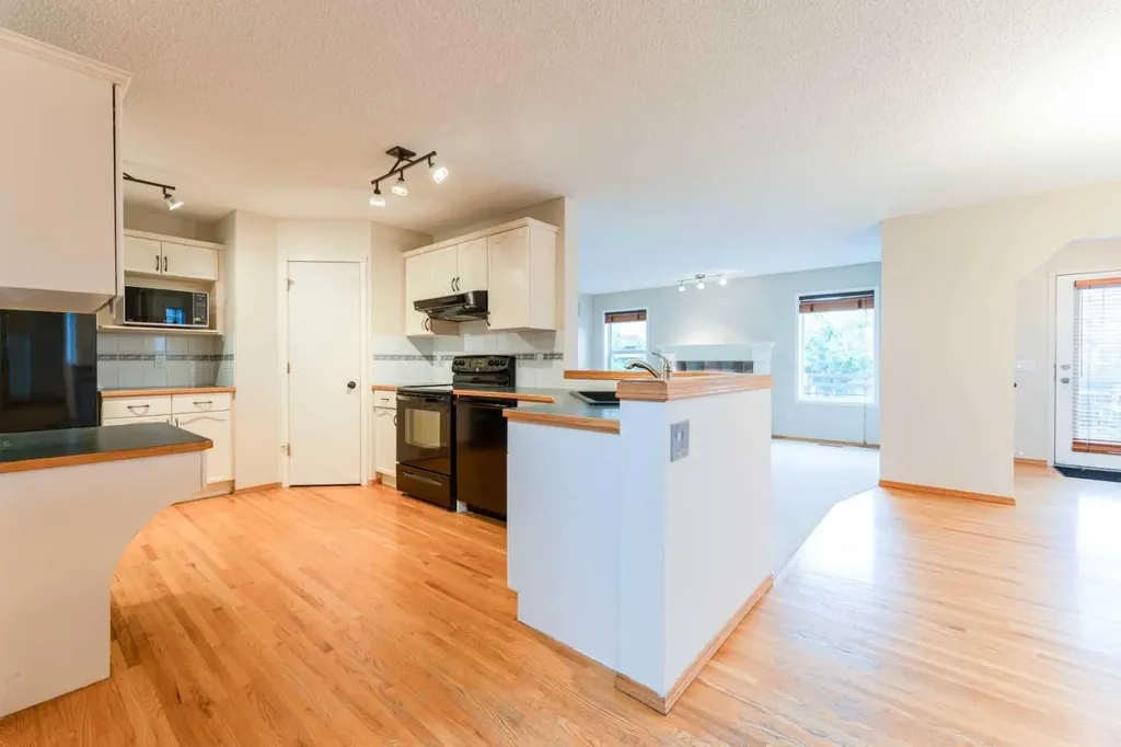 125 Bridlewood Court SW Calgary AB T2Y 3Z1