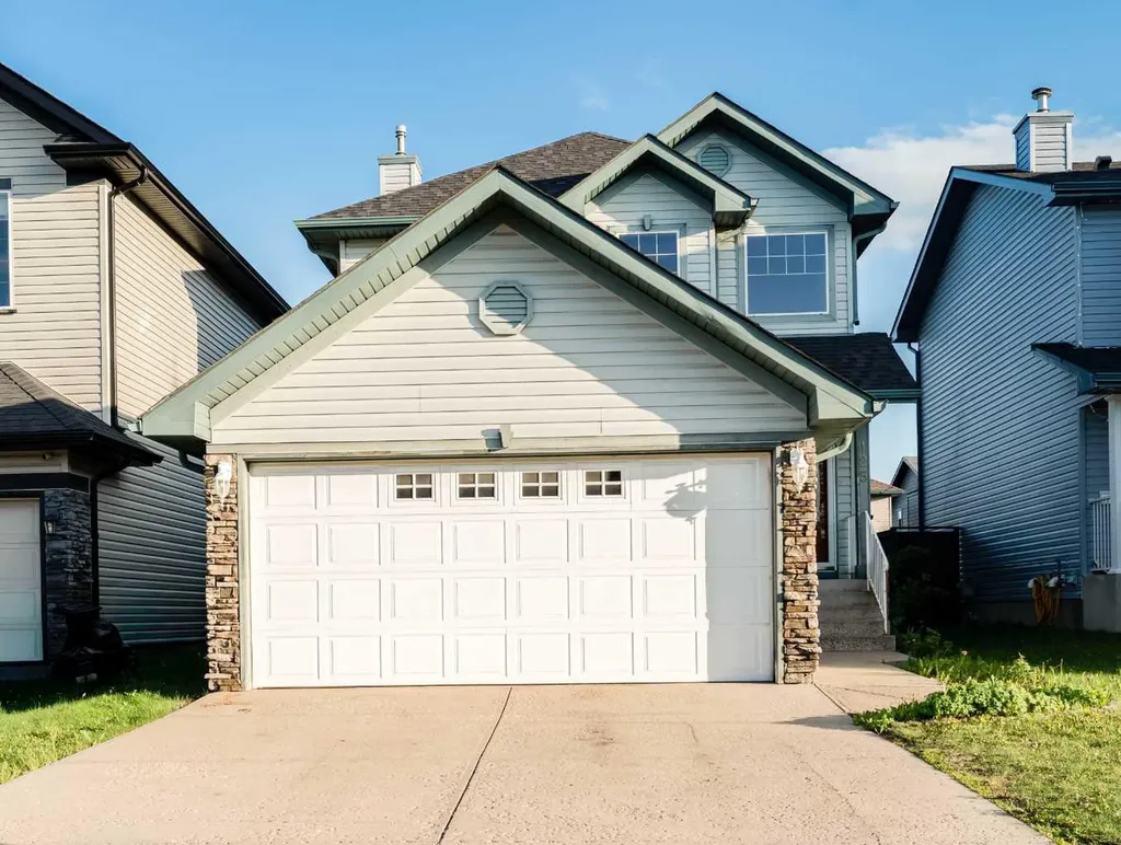 125 Bridlewood Court SW Calgary AB T2Y 3Z1