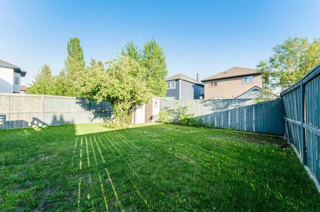 125 Bridlewood Court SW Calgary AB T2Y 3Z1