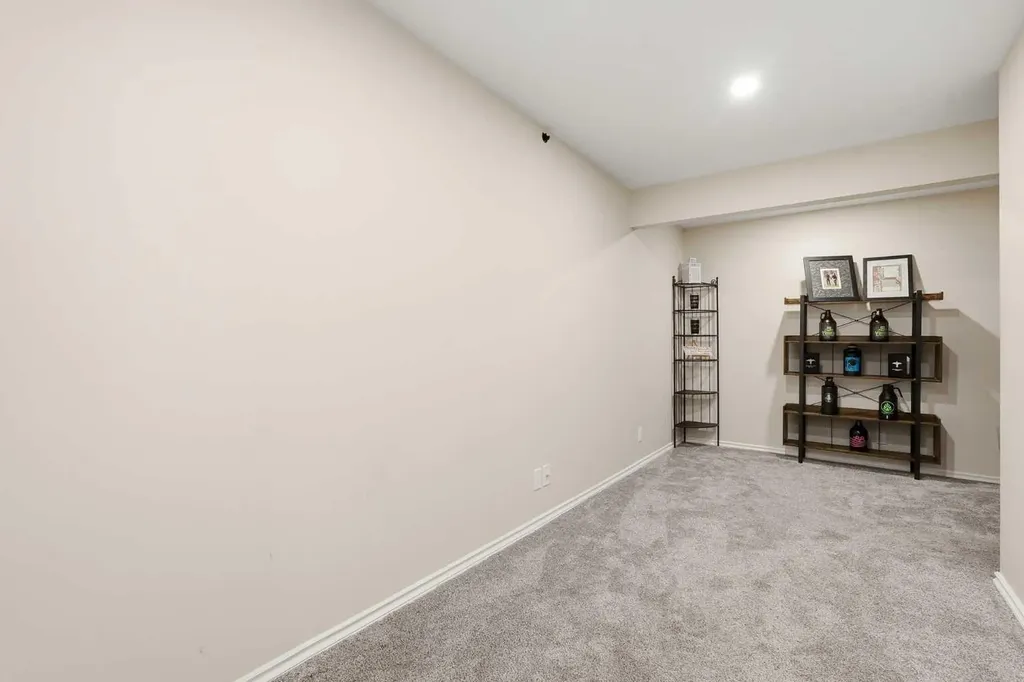 17 Mahogany Terrace SE Calgary AB T3M 0R5