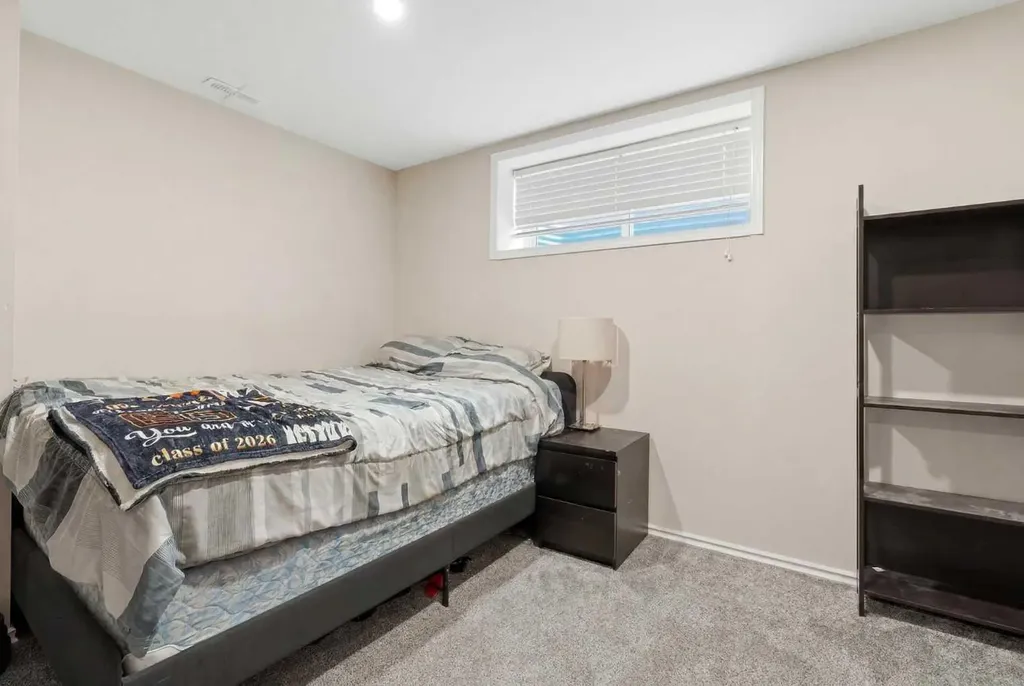 17 Mahogany Terrace SE Calgary AB T3M 0R5