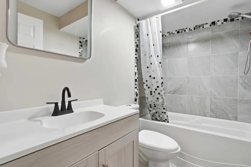 17 Mahogany Terrace SE Calgary AB T3M 0R5