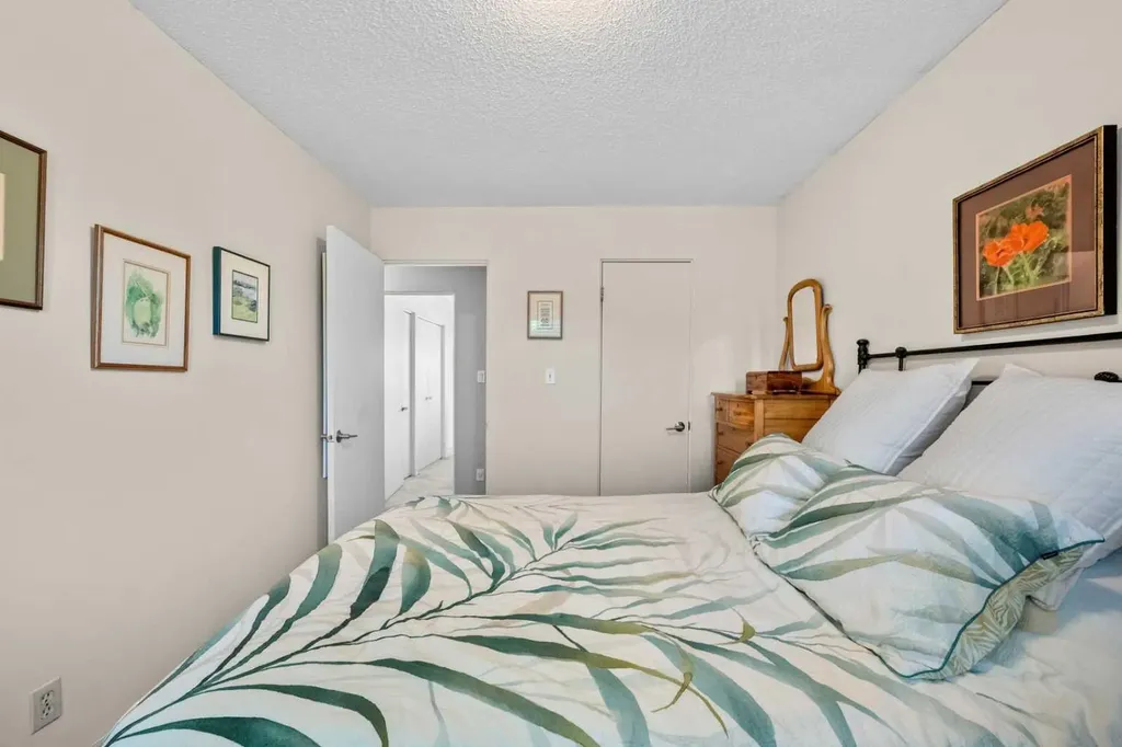 32 Lake Crimson Close SE Calgary AB T2J 3K7