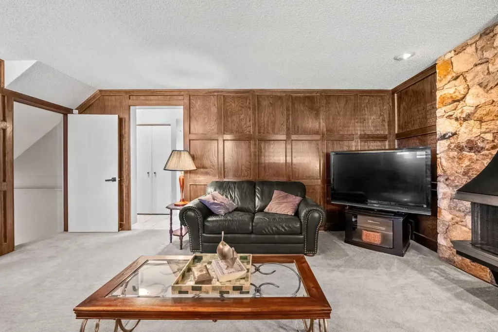 32 Lake Crimson Close SE Calgary AB T2J 3K7