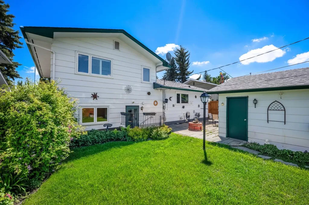 32 Lake Crimson Close SE Calgary AB T2J 3K7