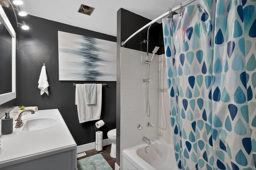 1 Templemont Road NE Calgary AB T1Y 5A2