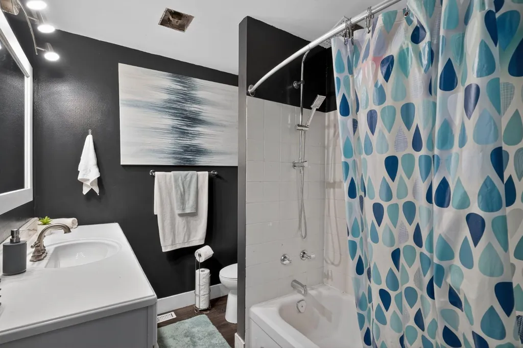 1 Templemont Road NE Calgary AB T1Y 5A2