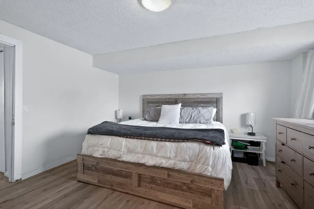 1 Templemont Road NE Calgary AB T1Y 5A2