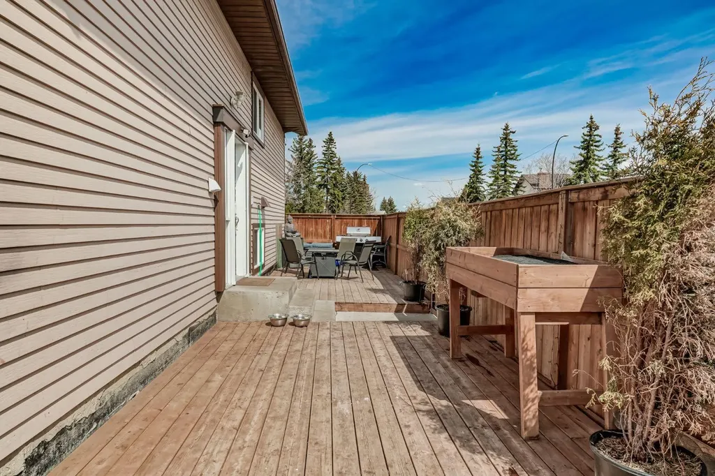 1 Templemont Road NE Calgary AB T1Y 5A2