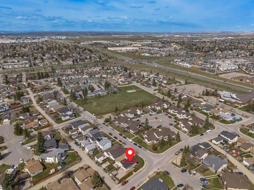 1 Templemont Road NE Calgary AB T1Y 5A2