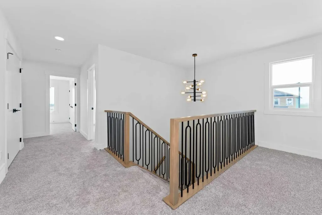 41 Waterford Place Chestermere AB T1X 3B3