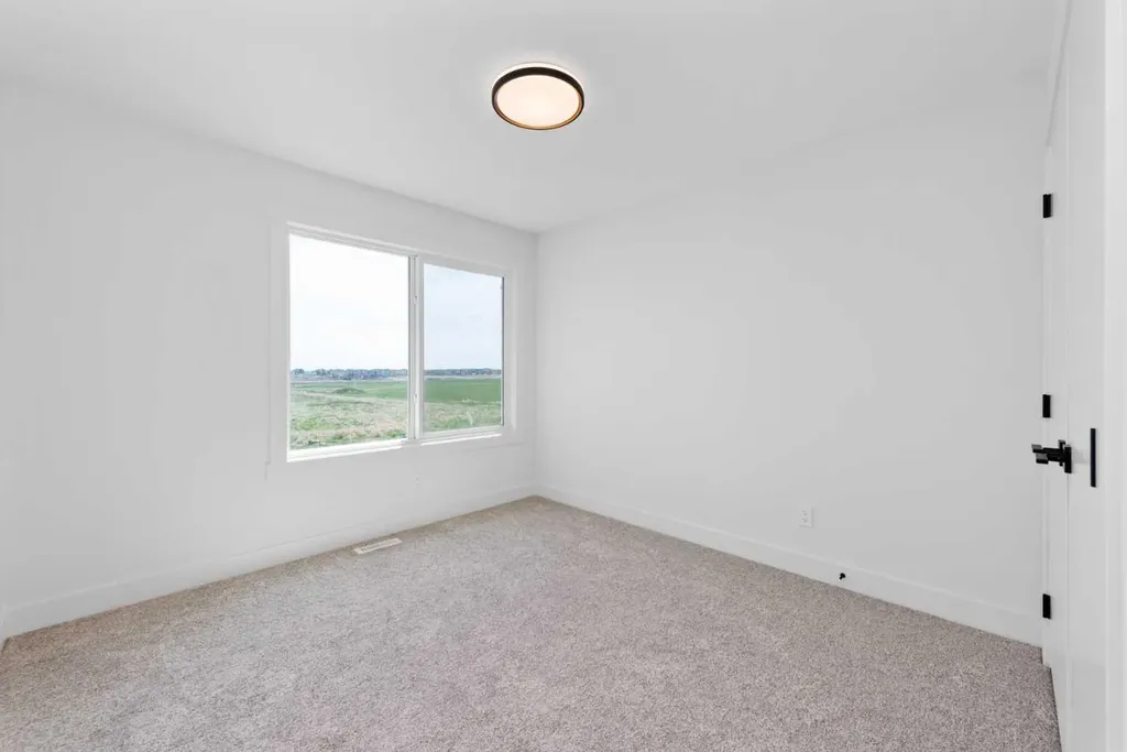 41 Waterford Place Chestermere AB T1X 3B3