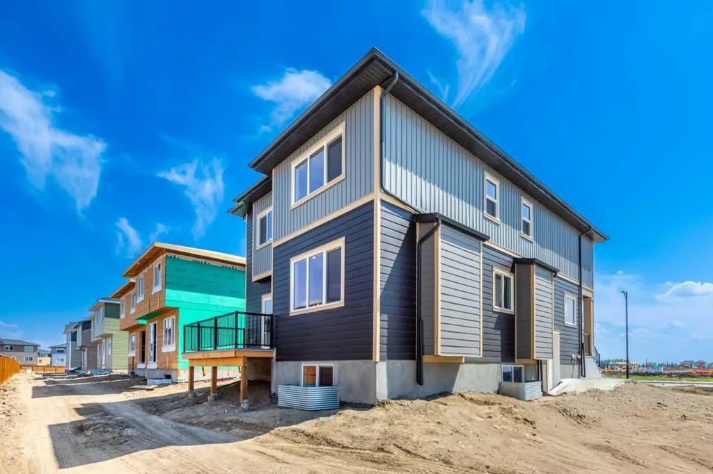41 Waterford Place Chestermere AB T1X 3B3