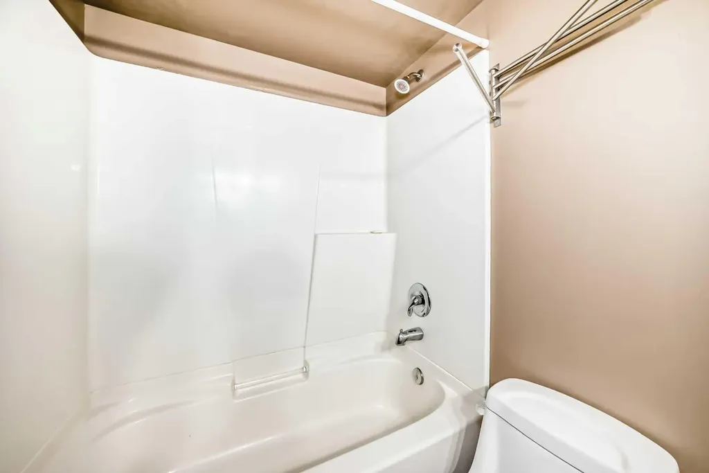 620 15 Avenue SW Calgary AB T2R 0R5
