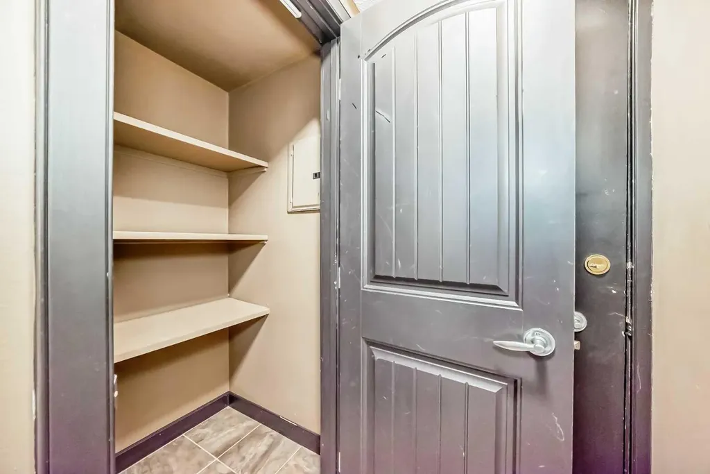 620 15 Avenue SW Calgary AB T2R 0R5