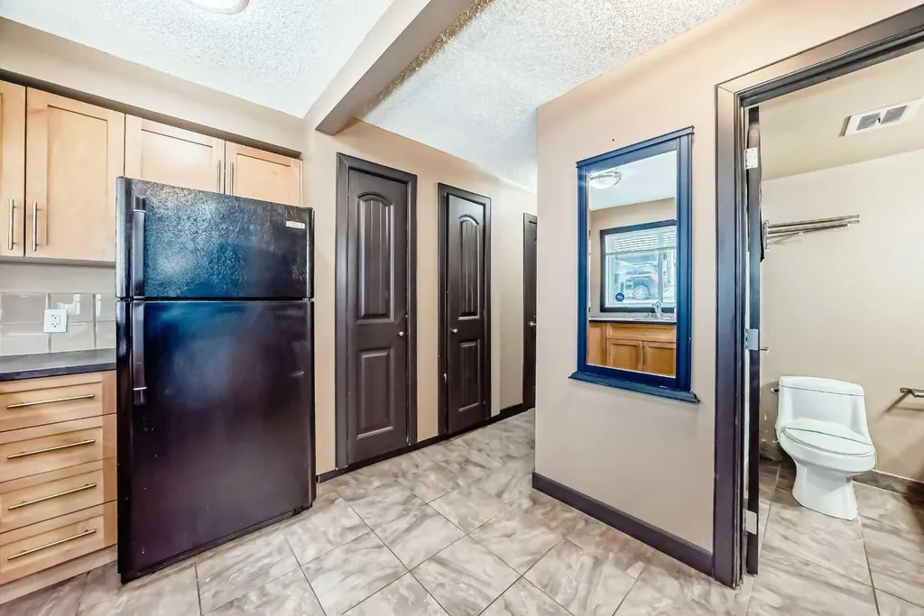 620 15 Avenue SW Calgary AB T2R 0R5