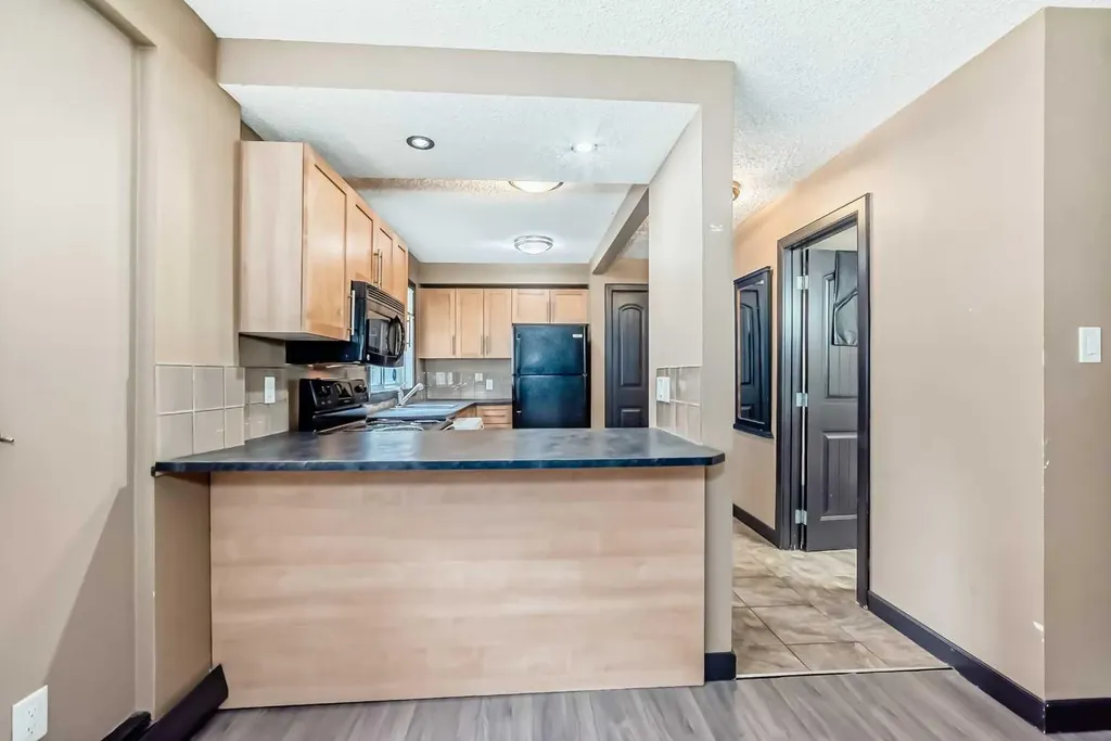 620 15 Avenue SW Calgary AB T2R 0R5