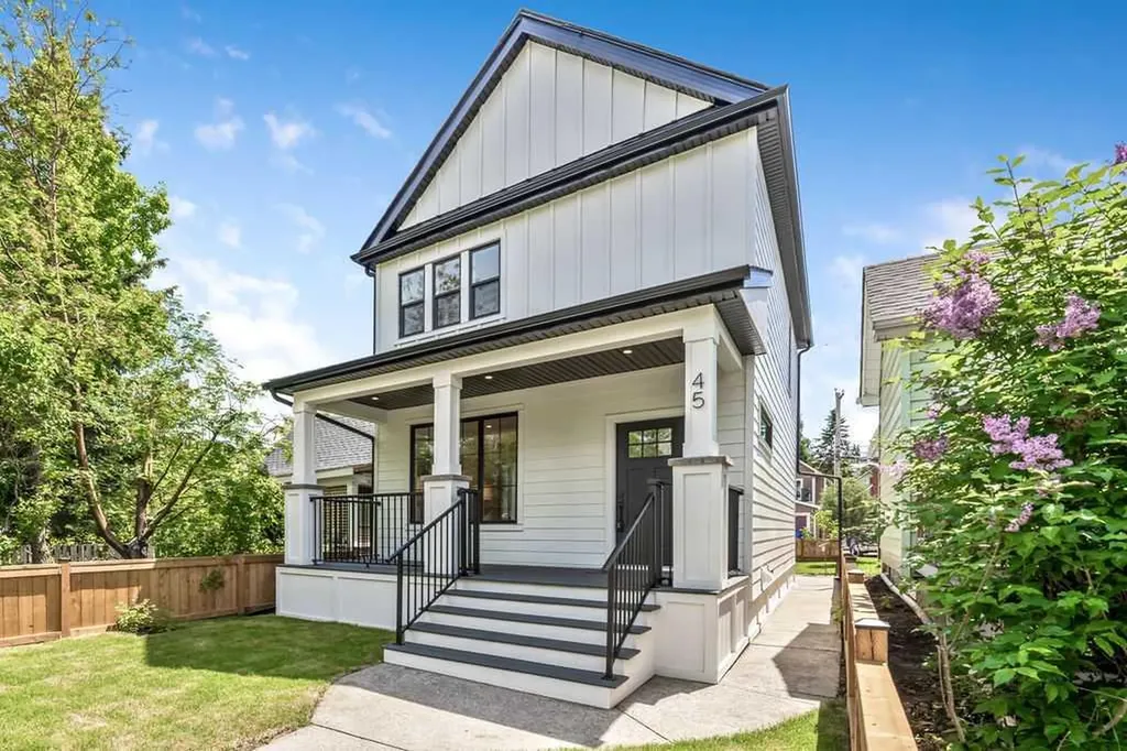 45 25 Avenue SW Calgary AB T2S 2X4