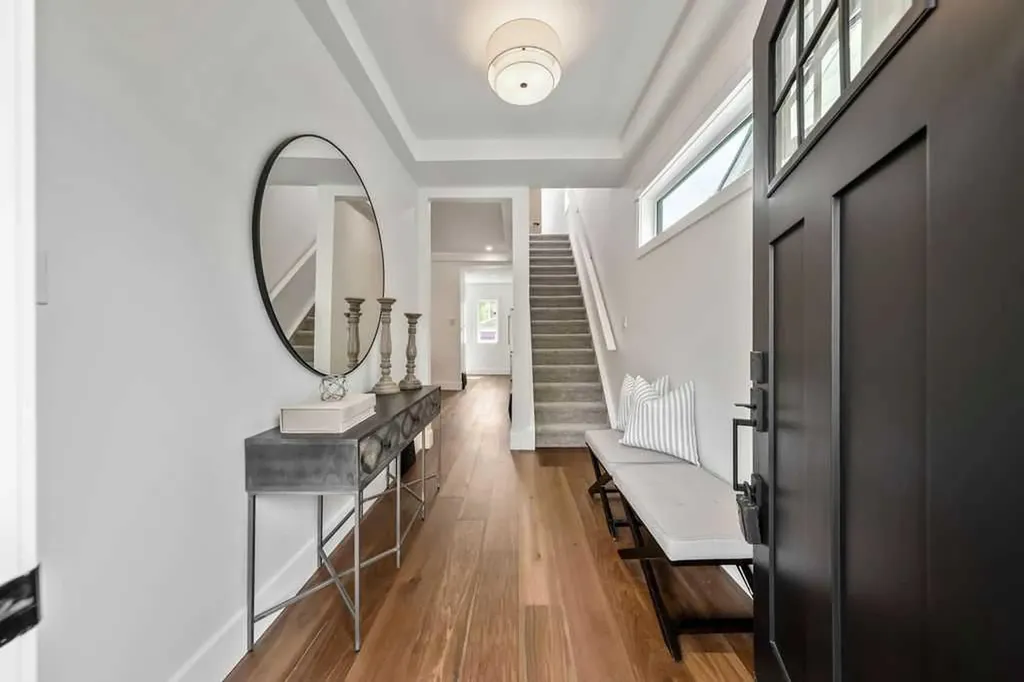 45 25 Avenue SW Calgary AB T2S 2X4