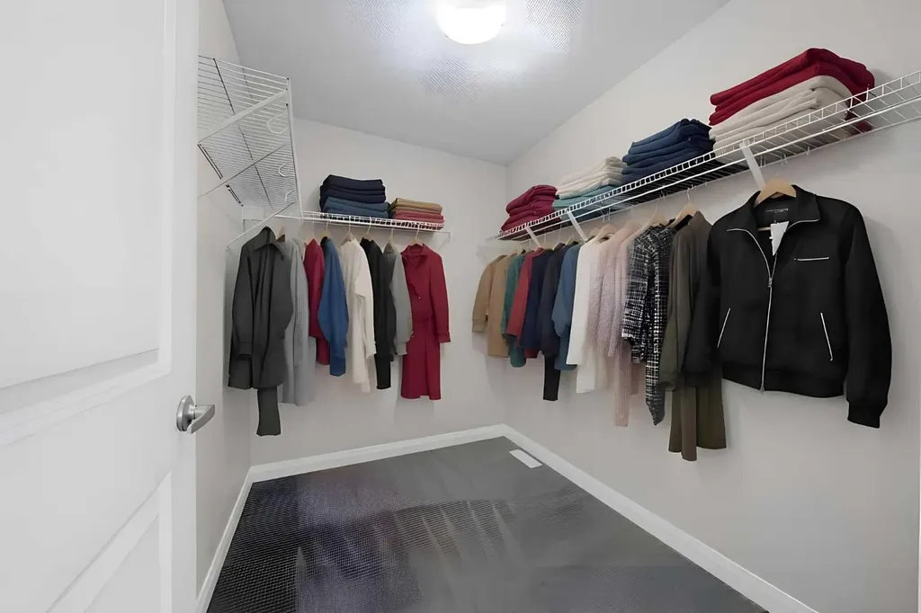 24 Evanspark Gardens NW Calgary AB T3P0G5