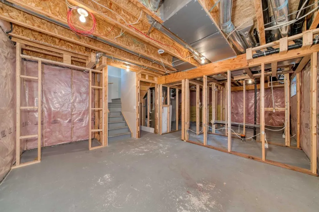24 Evanspark Gardens NW Calgary AB T3P0G5