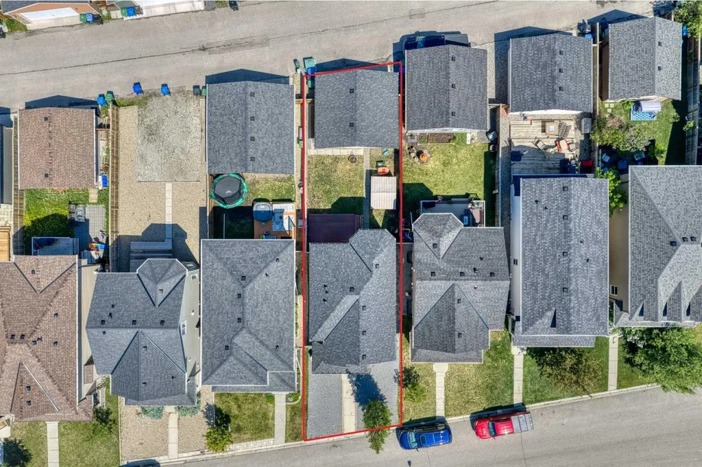 24 Evanspark Gardens NW Calgary AB T3P0G5