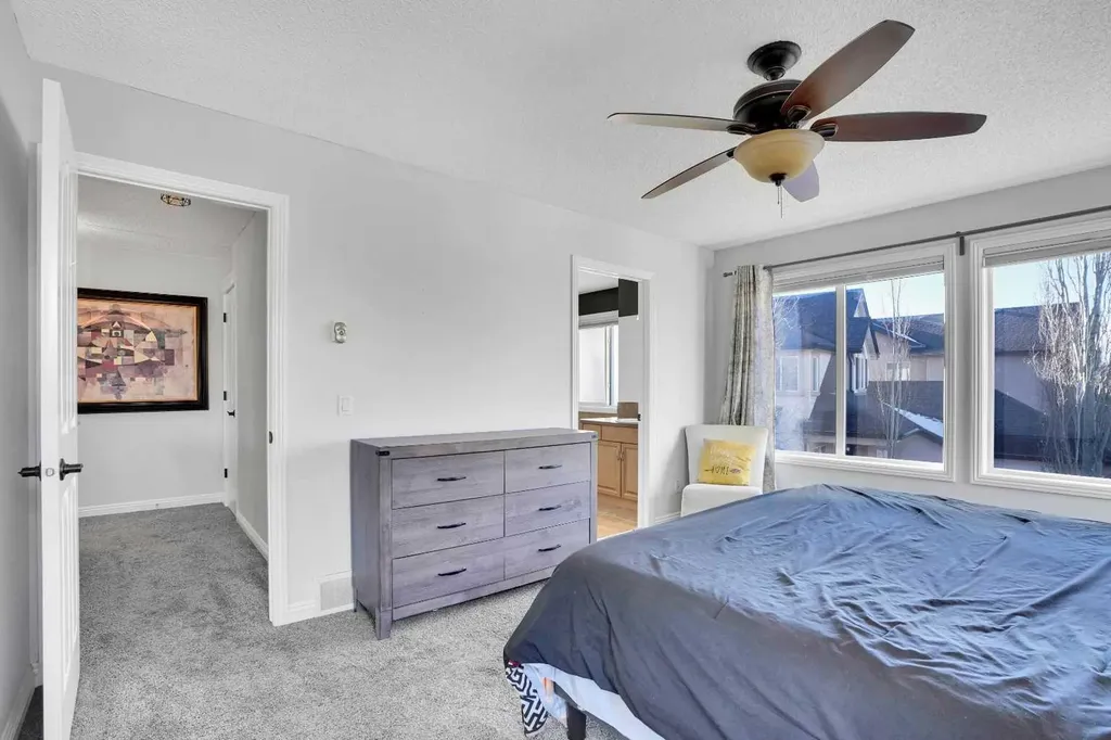 74 Cranleigh Green SE Calgary AB T3M 1J2