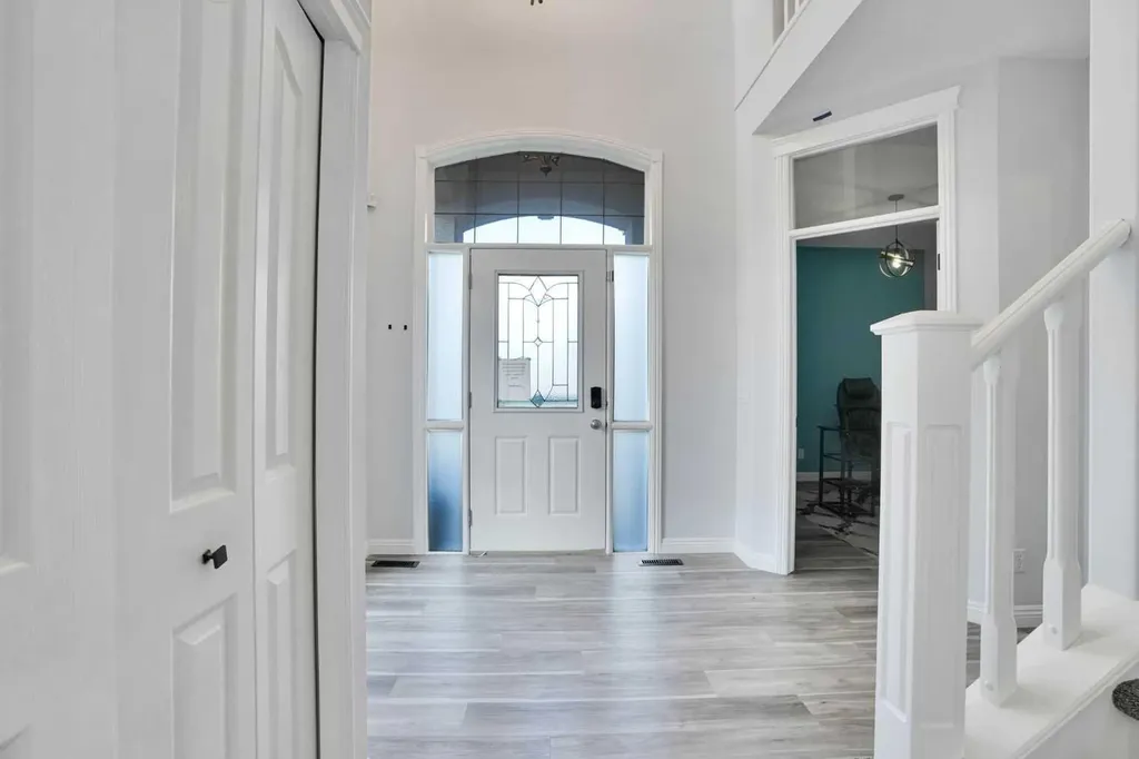 74 Cranleigh Green SE Calgary AB T3M 1J2
